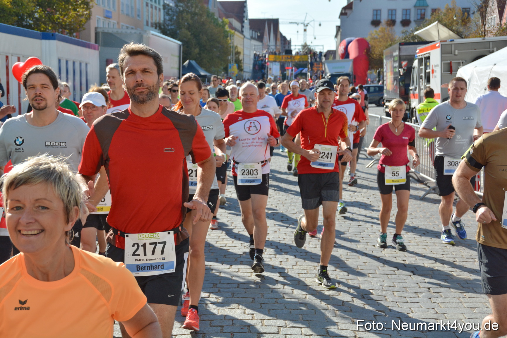 Unterer Markt Stadtlauf Neumarkt 2018 0145